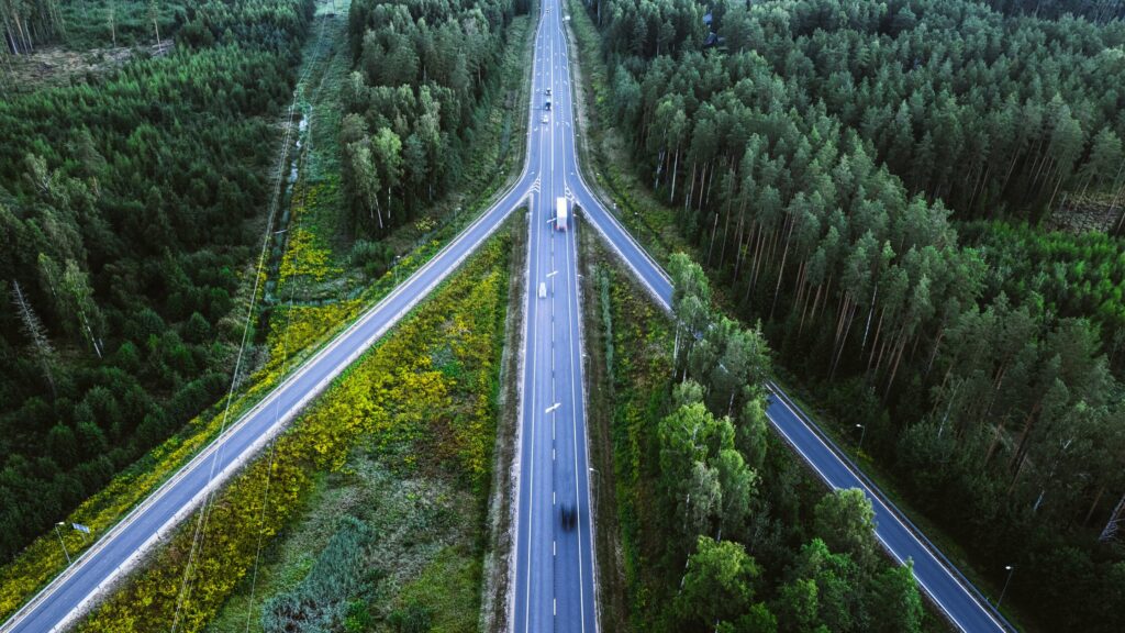 converging road